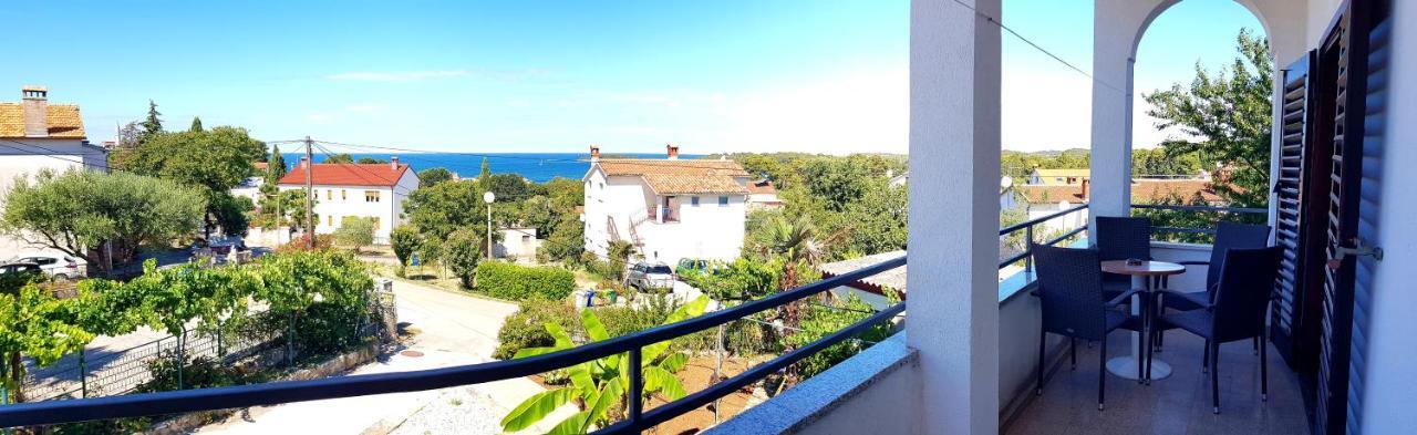 Apartment Sea View Rovinj Buitenkant foto